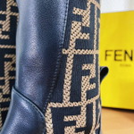 Кожаные сапоги Fendi