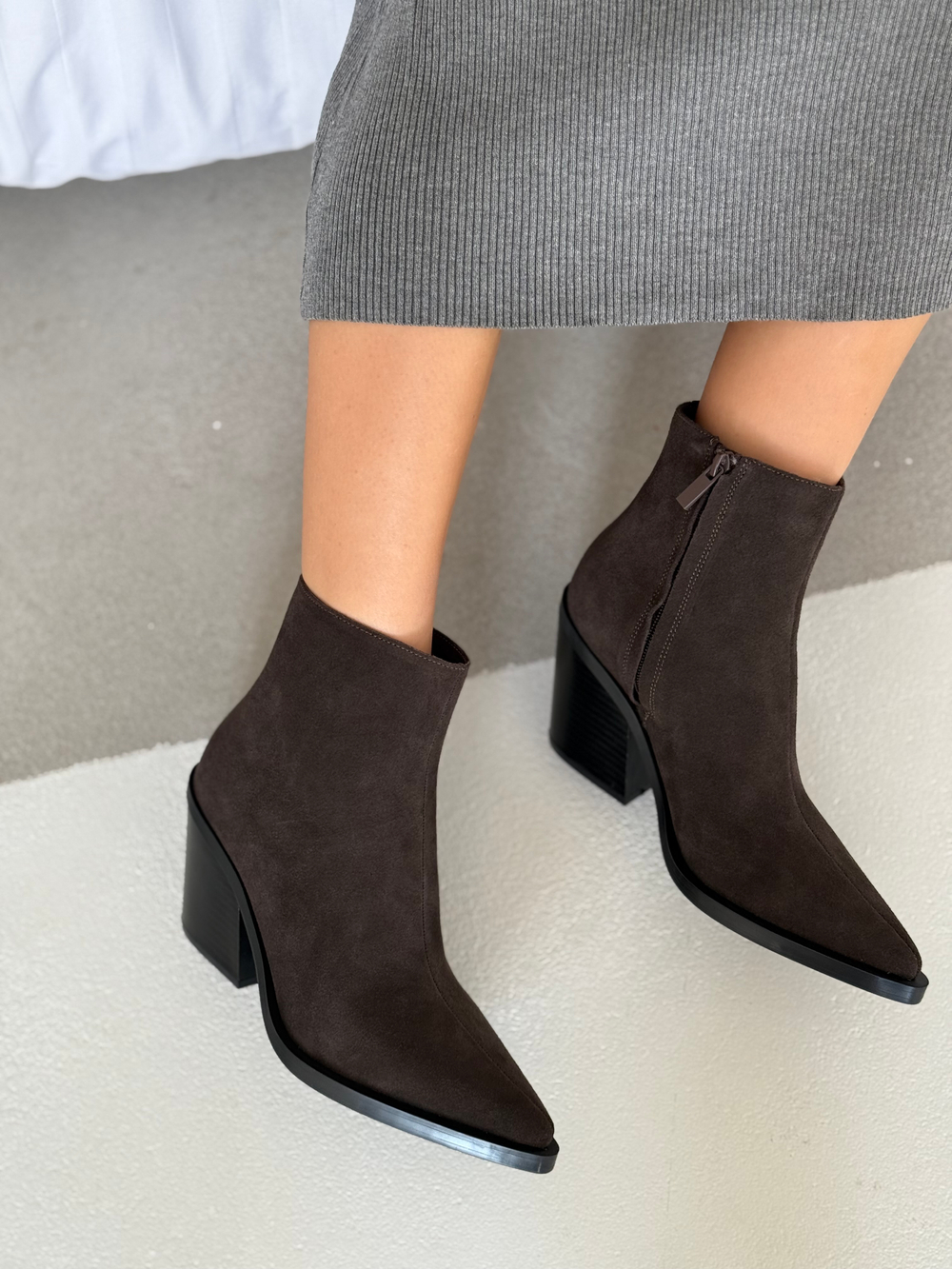 Казаки из натуральной замши