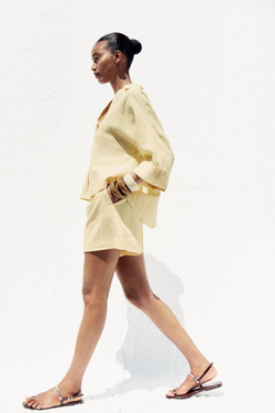 ZARA РУБАШКА ИЗ СМЕСОВОГО ЛЬНА С ШИРОКИМИ РУКАВАМИ, ЖЕЛТЫЙ