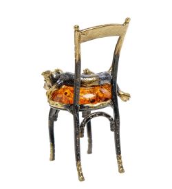 AM-2062 Фигурка «Такса на стуле» (латунь, янтарь)