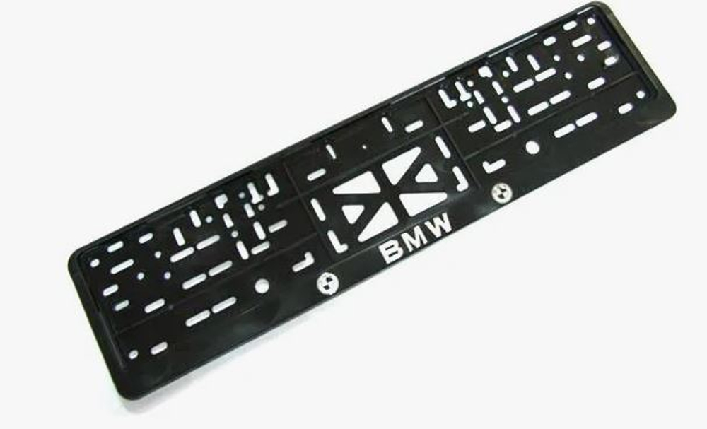 Рамка под номер пластик Черная защелка надпись Серебро - БМВ\BMW СТД 26565