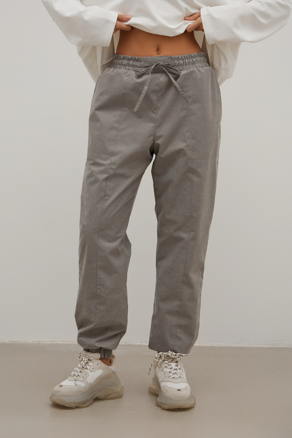 Джоггеры утеплённые, пепельные