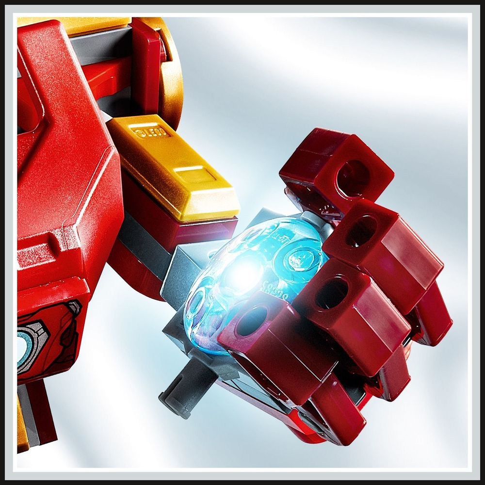 Железный Человек: трансформер DC Super Heroes LEGO
