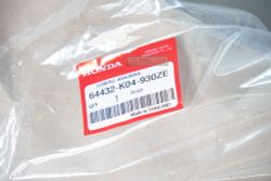 64432-K04-930ZE. COVER, L. SIDE *R354* (R354 GLOWING RED). OEM Fairing Honda Forza300