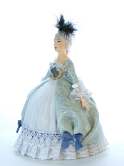 Кукла коллекционная в женском придворном костюме 18 века