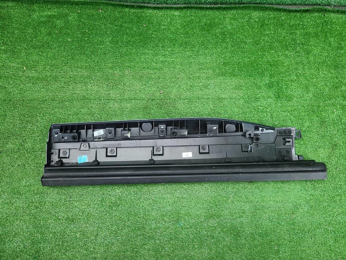 Накладка двери задняя правая Geely Monjaro (21-нв)