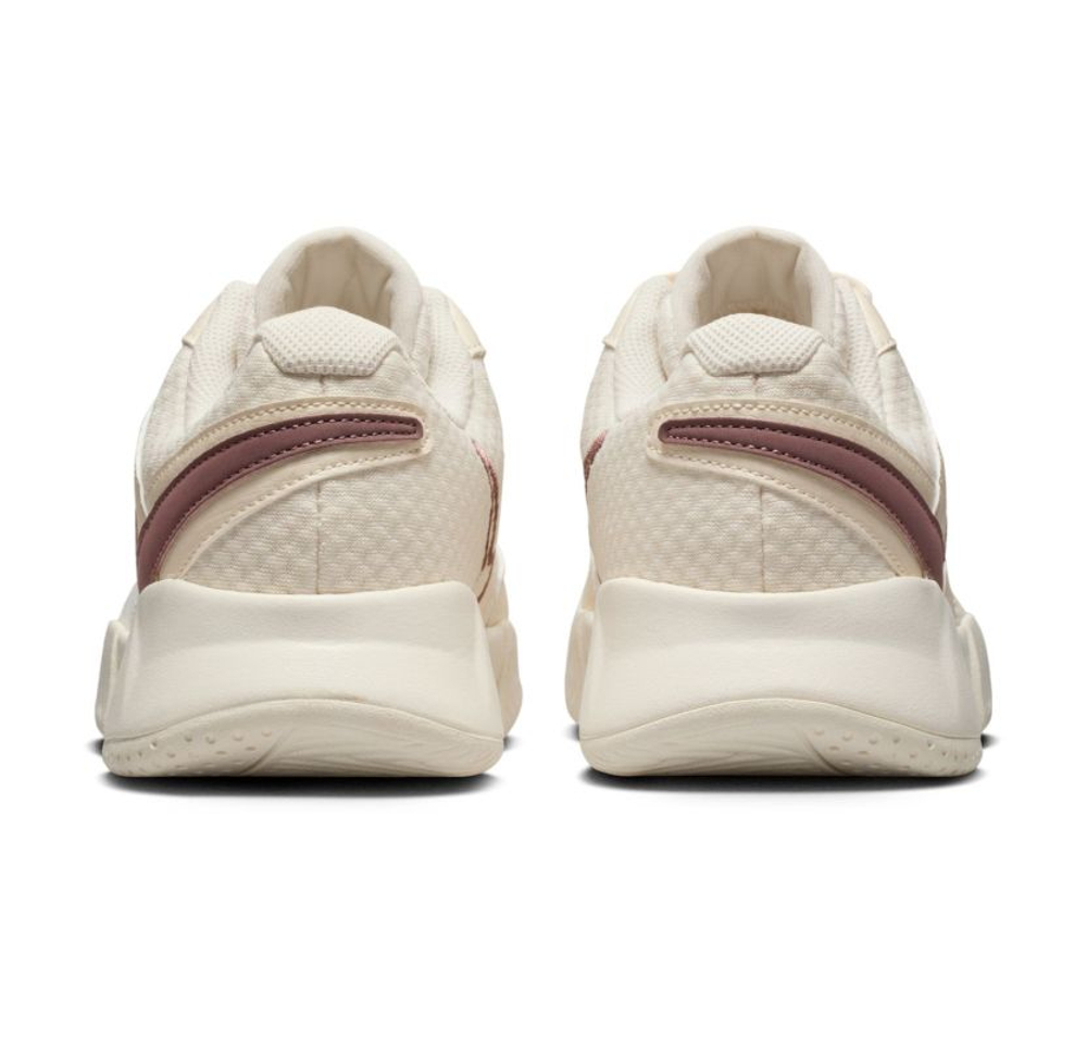 Женские теннисные кроссовки Nike Court Lite 4 - pale ivory/tattoo vachetta tan