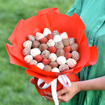 Букет «Red heart» из клубники в молочном  и белом  шоколаде