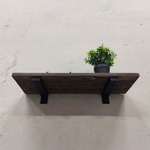 Настенные полки из натурального дерева в стиле Лофт