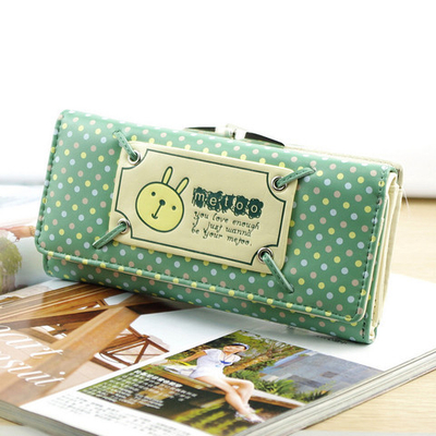 Кошелек детский в мелкий горох с надписями на аппликации