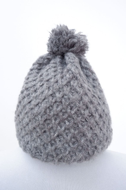 Шапка серая