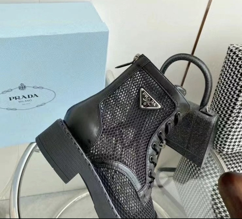 Ботинки Prada