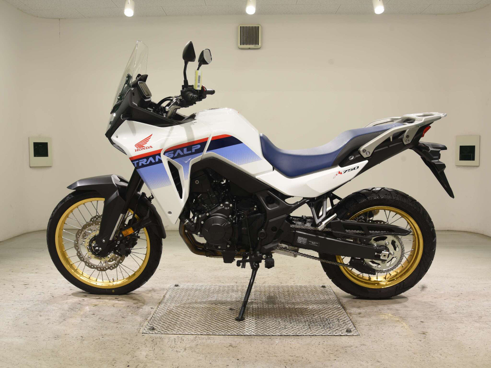 Honda XL750 Transalp 049648