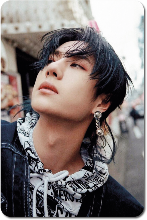 Карта #0113 / Wang Yibo