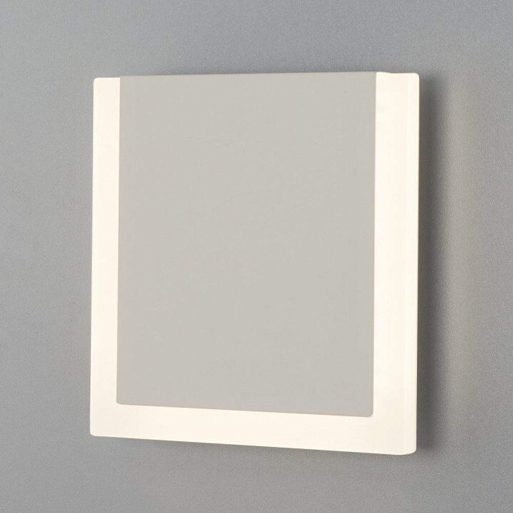 Накладной светильник Eurosvet Radiant 40146/1 LED белый 10W