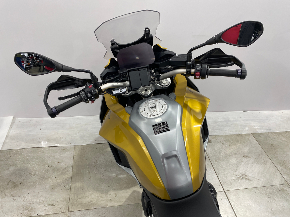 BMW F900XR 049320