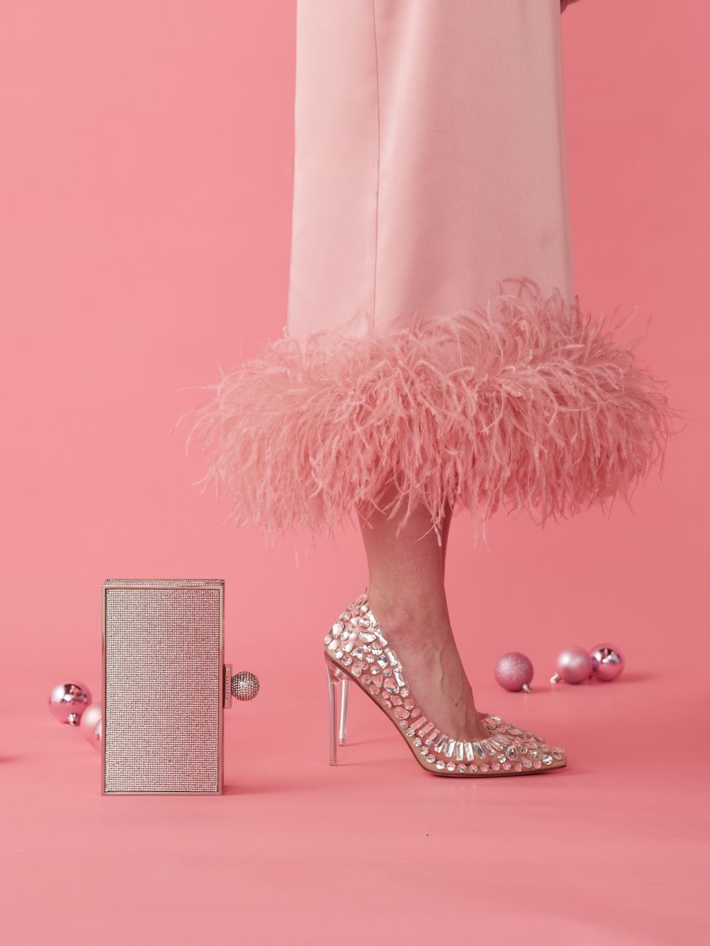 ЮБКА САТИНОВАЯ С ПЕРЬЯМИ PINK