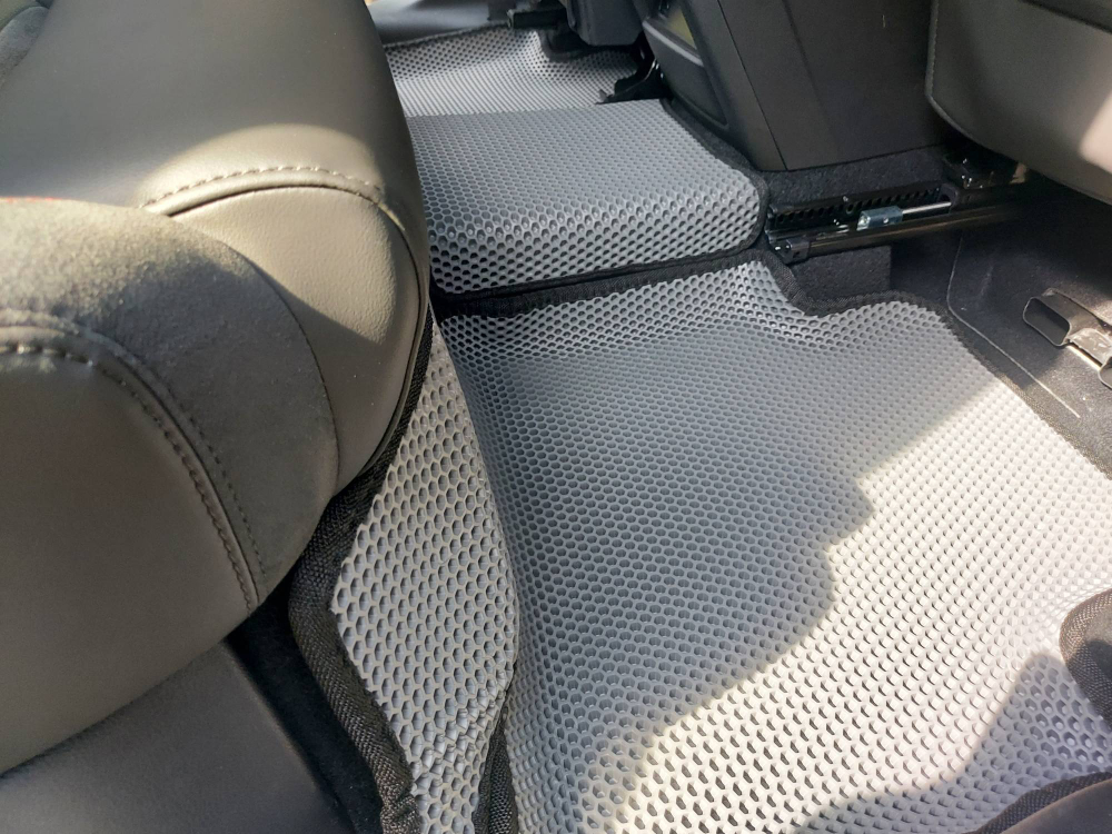 Автоковрики EVA для Geely Tugella (2019-2024)
