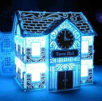 Домик "Town Hall" 16 см (цвета на выбор)