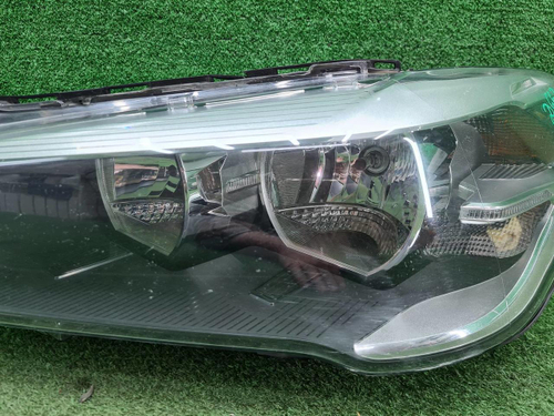 Битая Фара левая BMW X1 F48 (2015-2019) галоген