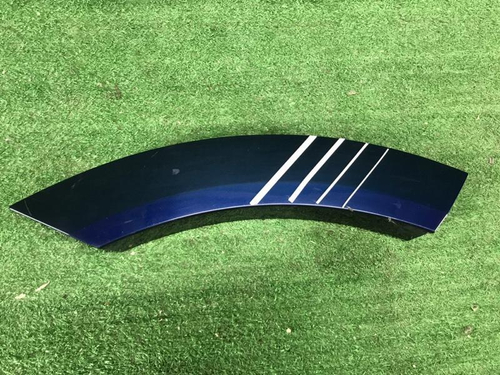 Накладка двери задняя правая Audi E-tron (18-23)