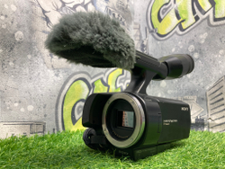 Видеокамера Sony NEX-VG10