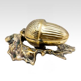 Декоративная подставка (шкатулка) "Желудь"