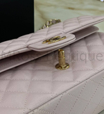 Розовая сумка конверт Chanel премиум класса из зернистой кожи