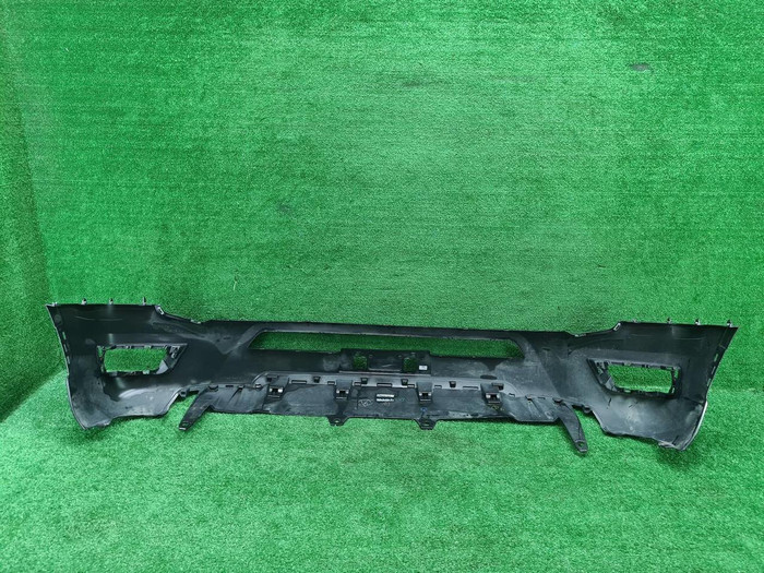 Бампер передний Toyota Land Cruiser 300 (21-нв)