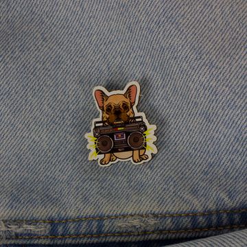 Деревянный значок. MC Собака