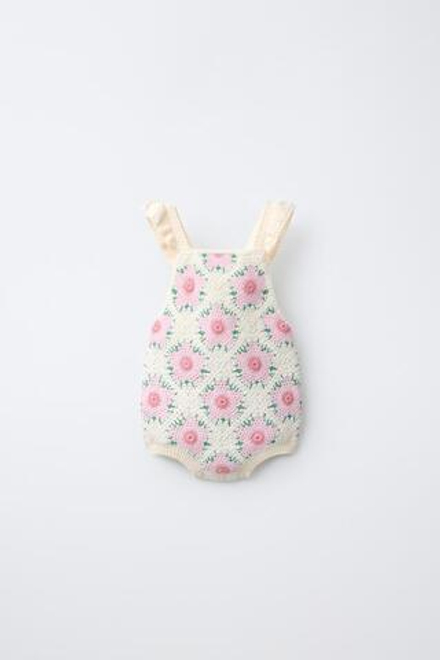 ZARA КОМБИНЕЗОН КРЮЧКОМ С ЦВЕТАМИ, ЭКРЮ