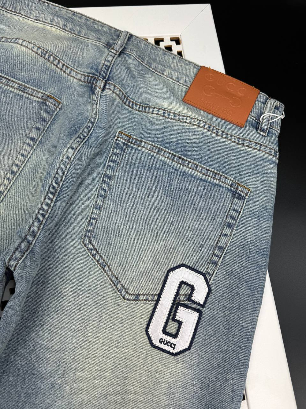 Джинсы Gucci