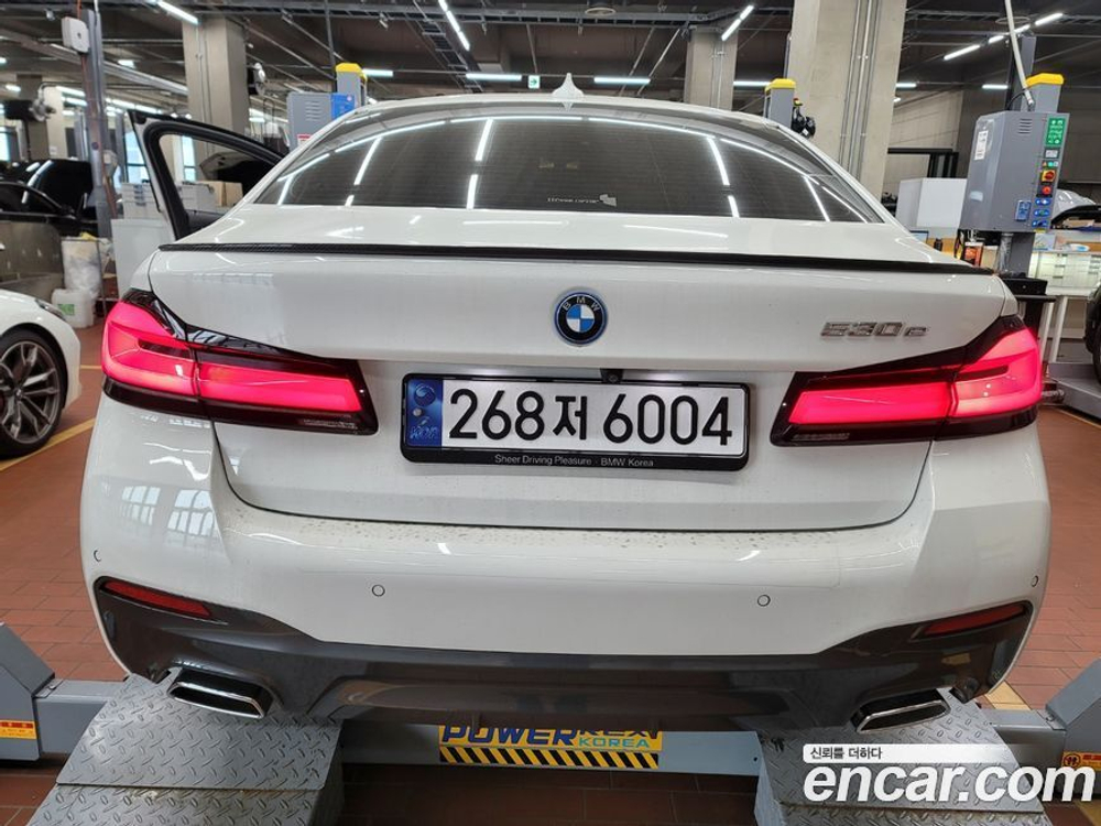 BMW 5 Series (G30) 530e M Sports (03.2023)