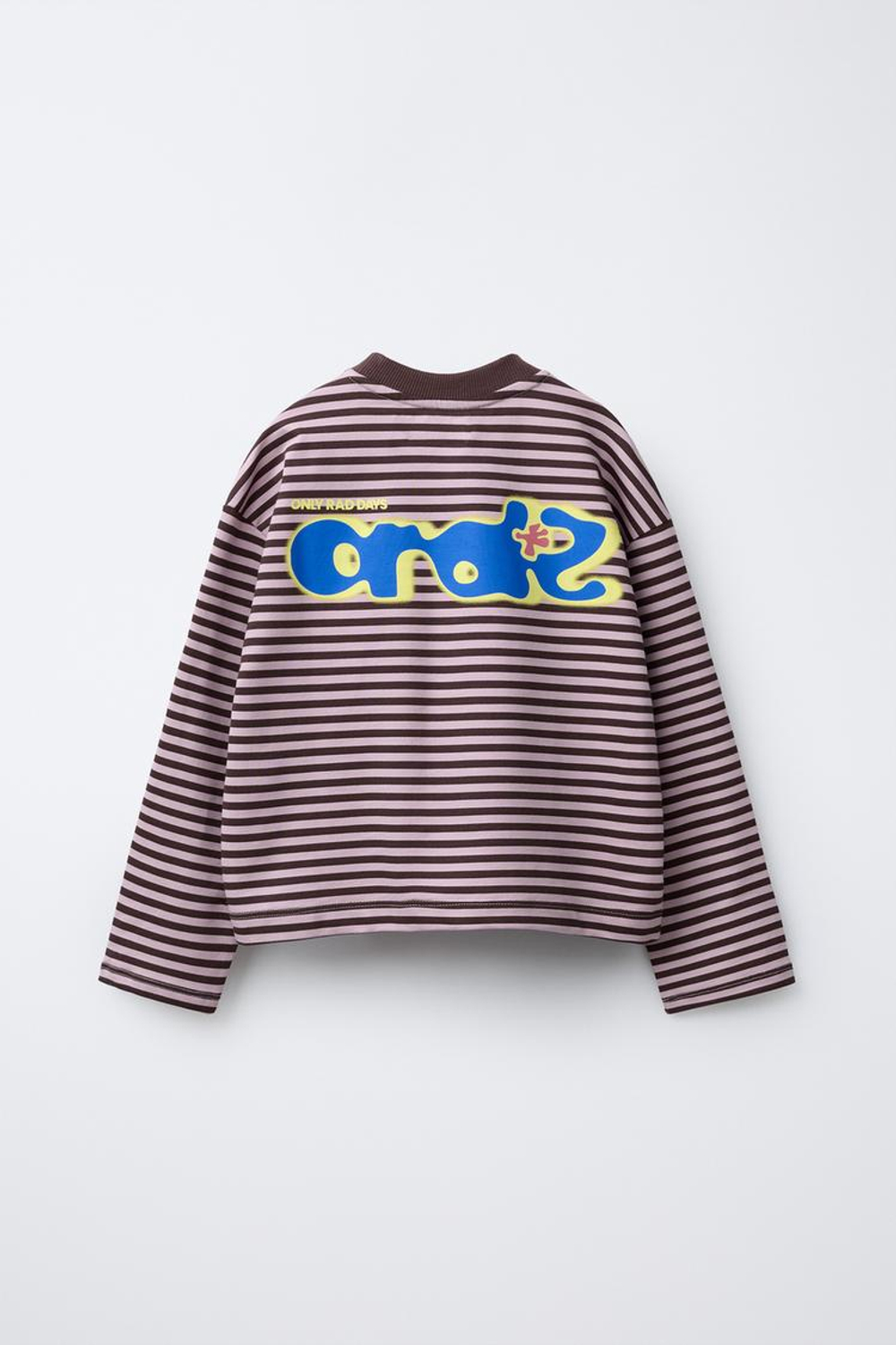 ZARA ФУТБОЛКА В ПОЛОСКУ С ВЫШИТОЙ НАДПИСЬЮ, РОЗОВЫЙ