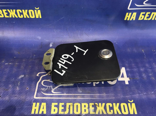 Лючок бензобака MITSUBISHI PAJERO 1990