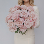 25 французских кремовых роз