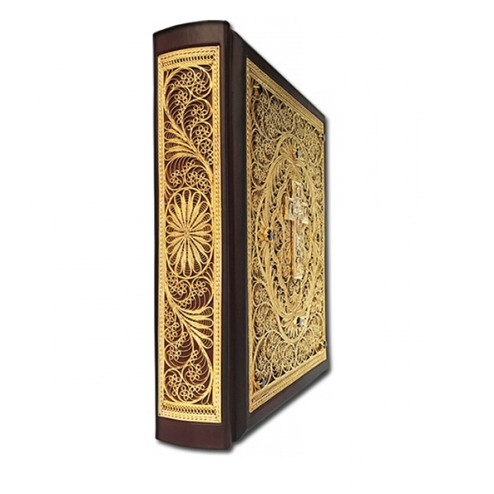 Библия большая с литьем и филигранью (золото) и гранатами в замшевой шкатулке