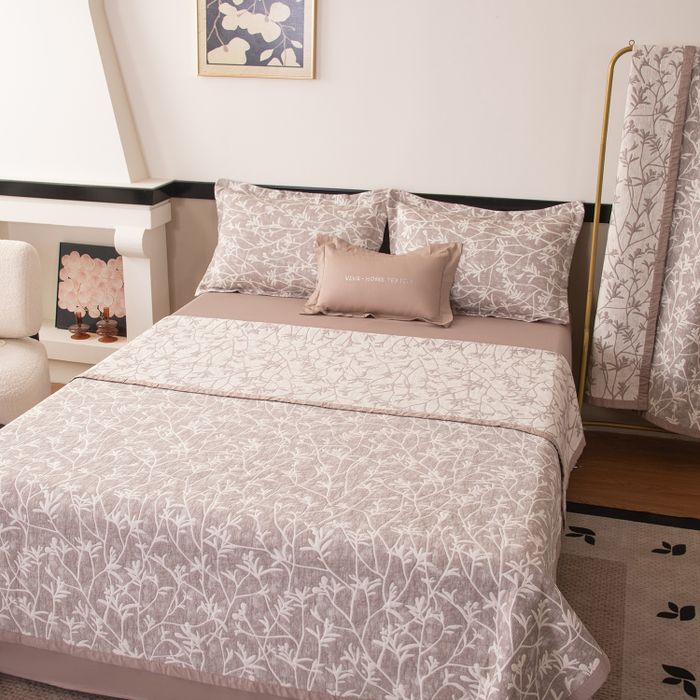 Комплект постельного белья с покрывалом Сатин Вуаль Авроры «Тонкая флора»