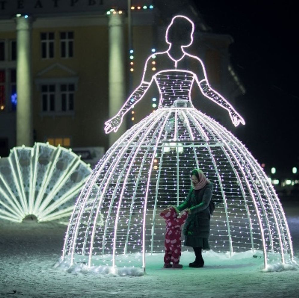 Световые фигуры «Бал»