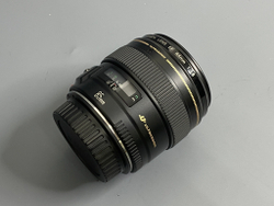 Canon EF 85mm 1.8 USM