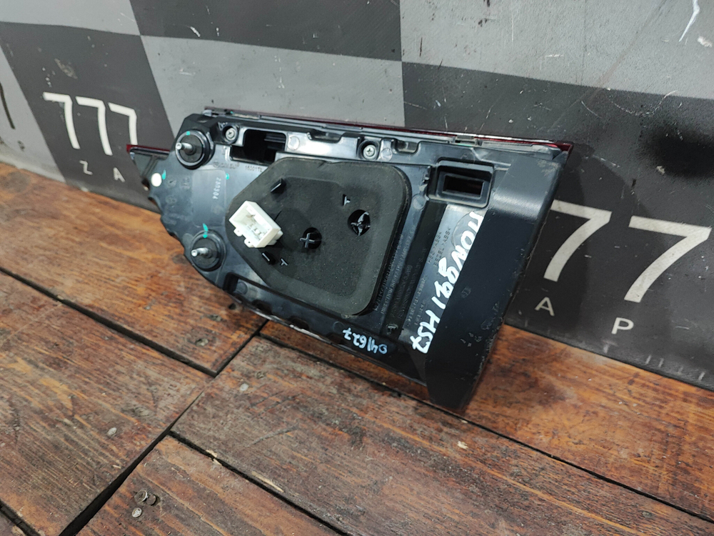 Фонарь задний левый Hongqi HS7 1 19-23 Б/У Оригинал 3716075DA01