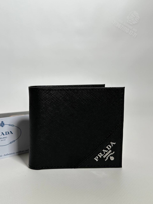 Кошелёк Prada