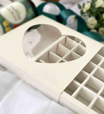 Коробка для 25 конфет "Сердце", белая, 22 х 22 х 3,5 см