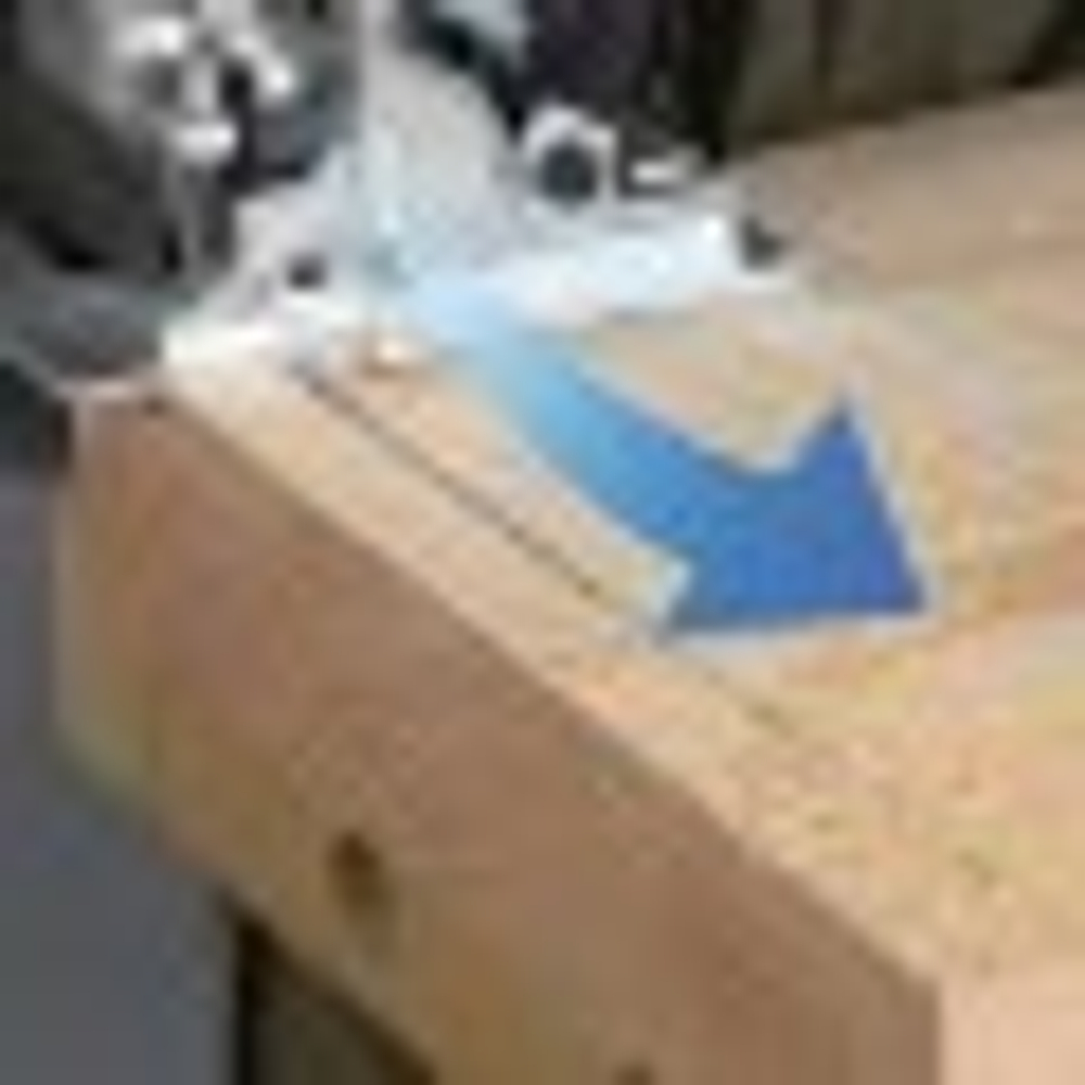 Пила циркулярная аккумуляторная MAKITA DHS 661 ZU с бесщеточным двигателем без АКБ и ЗУ DHS661ZU