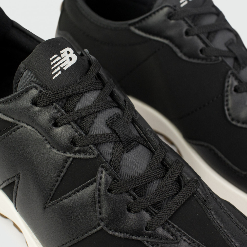 кроссовки New Balance 327 Black / White