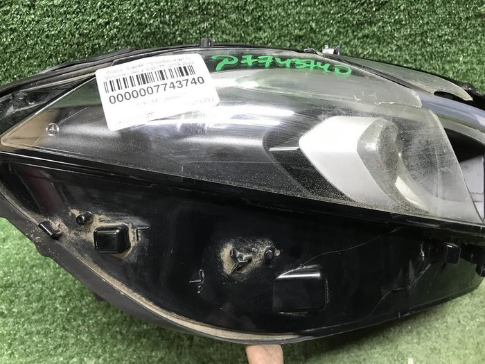 Битая Фара правая Mercedes A W177 (2018-2022) LED