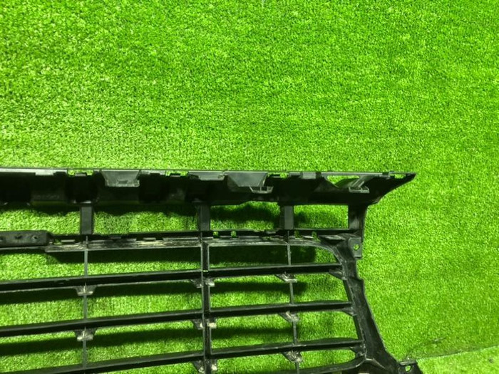 Решетка переднего бампера Porsche Cayenne 3 17-23