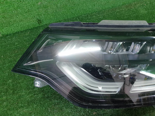 Битая Фара левая Land-Rover Discovery 5 (2016-2021) LED