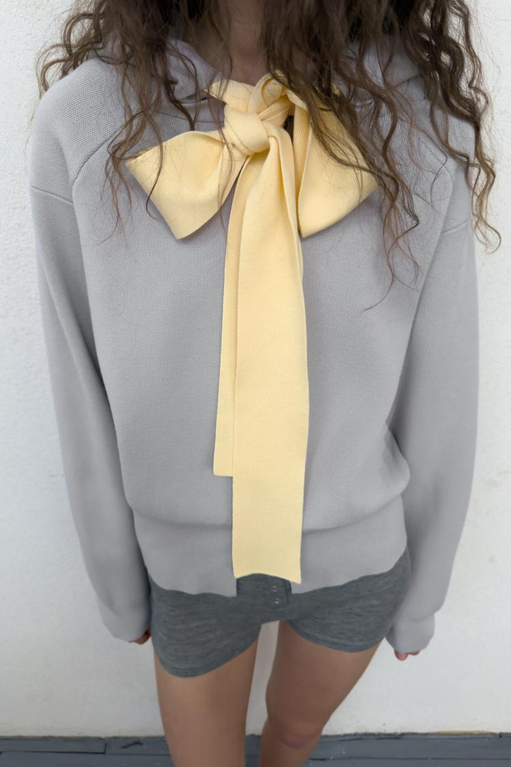 ZARA КАРДИГАН С КАПЮШОНОМ И ЗАВЯЗКАМИ, СЕРЫЙ МЕЛАНЖ