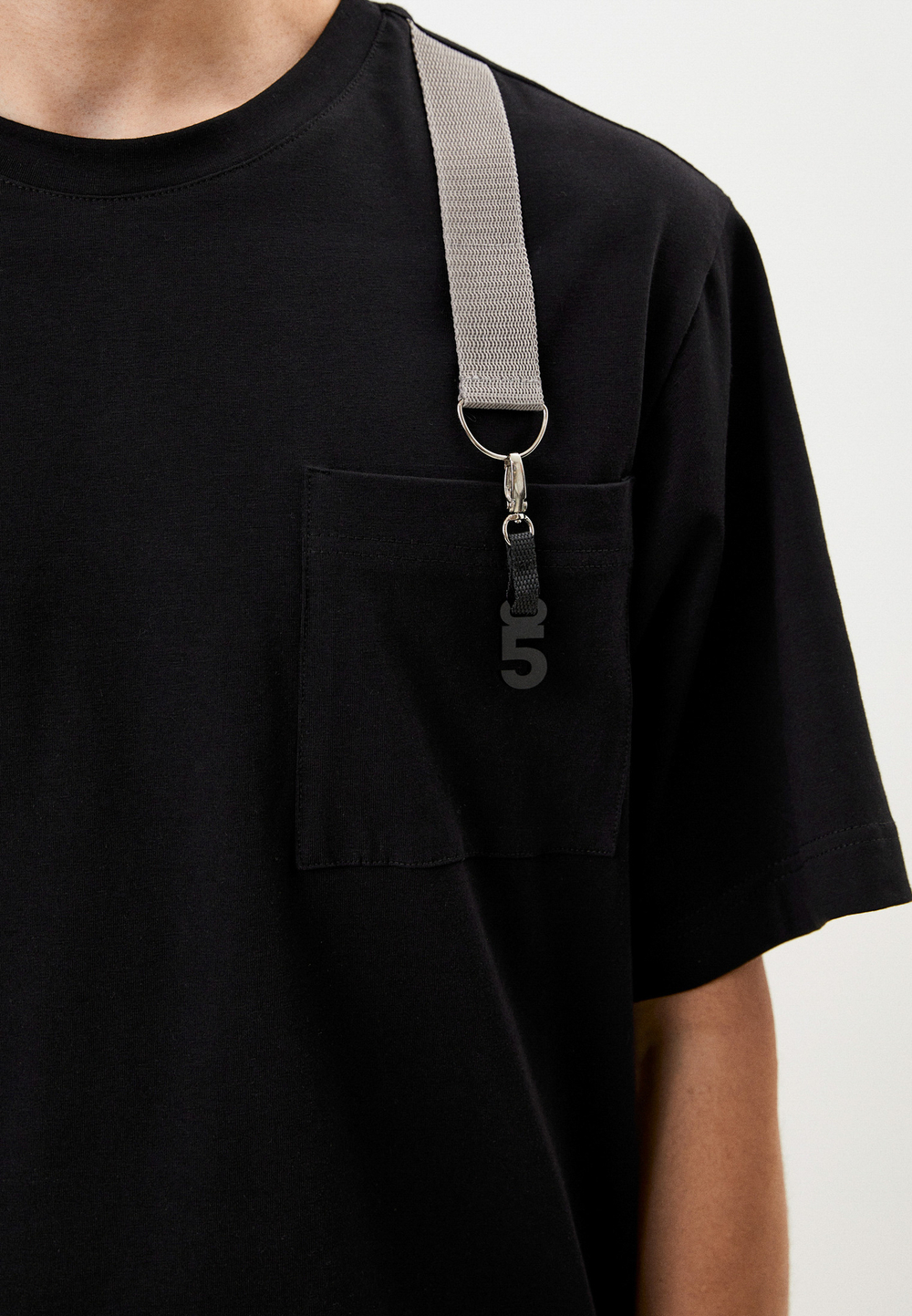 Футболка оверсайз унисекс "Та самая счастливая футболка", цвет черный